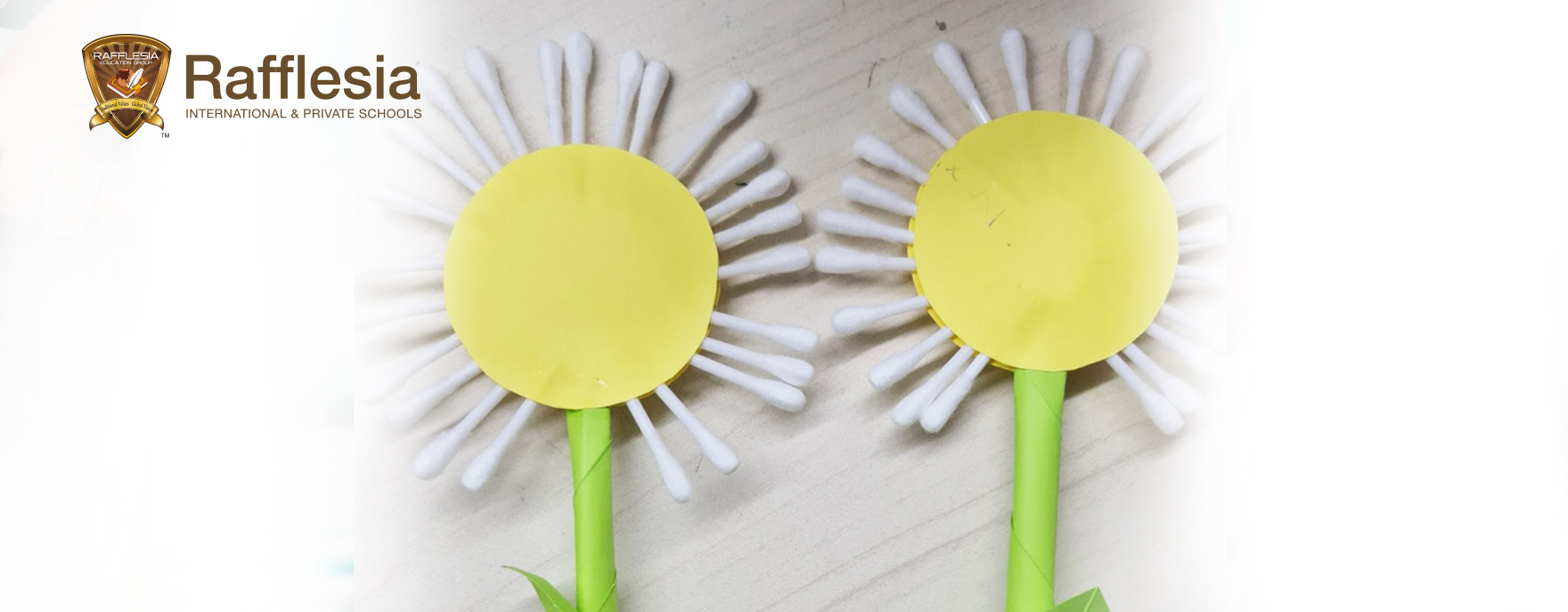 How to Make a Sunflower With Cotton Buds and Colour Paper 
