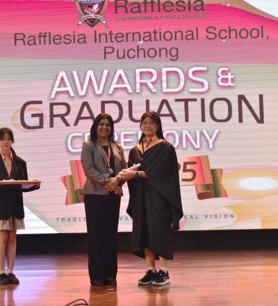 Awards & Graduation Ceremony 2024/25
