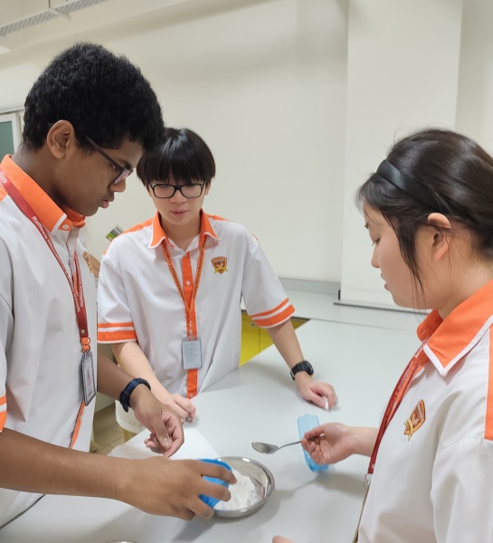 Celebrating Mid-Autumn Traditions